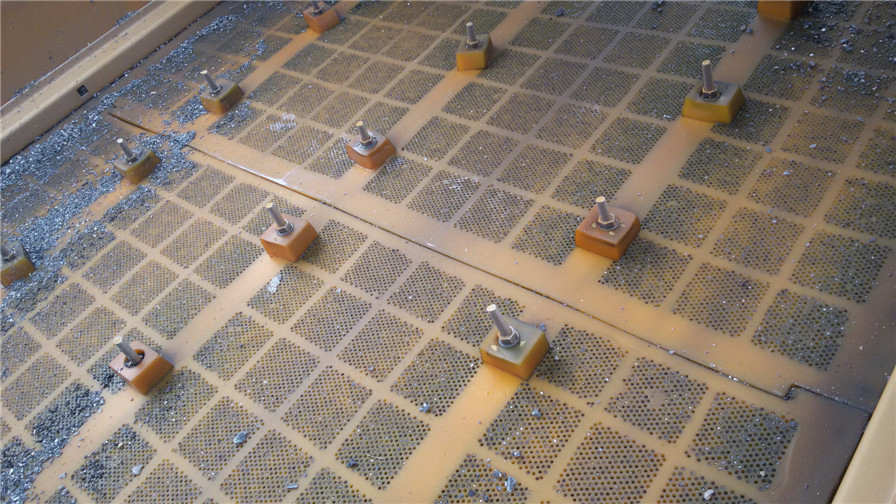 聚氨酯脫水（shuǐ）篩網安裝工程案例