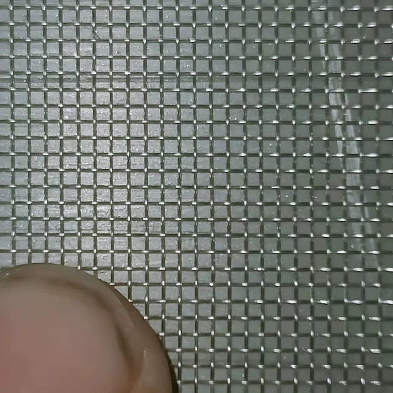 大小(xiǎo)孔.jpg 大小(xiǎo)孔.jpg