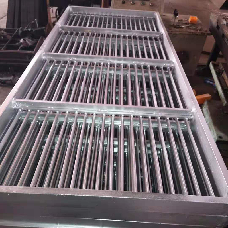 不鏽(xiù)鋼(gāng)棒(bàng)條篩板.jpg 不鏽(xiù)鋼棒條篩板.jpg