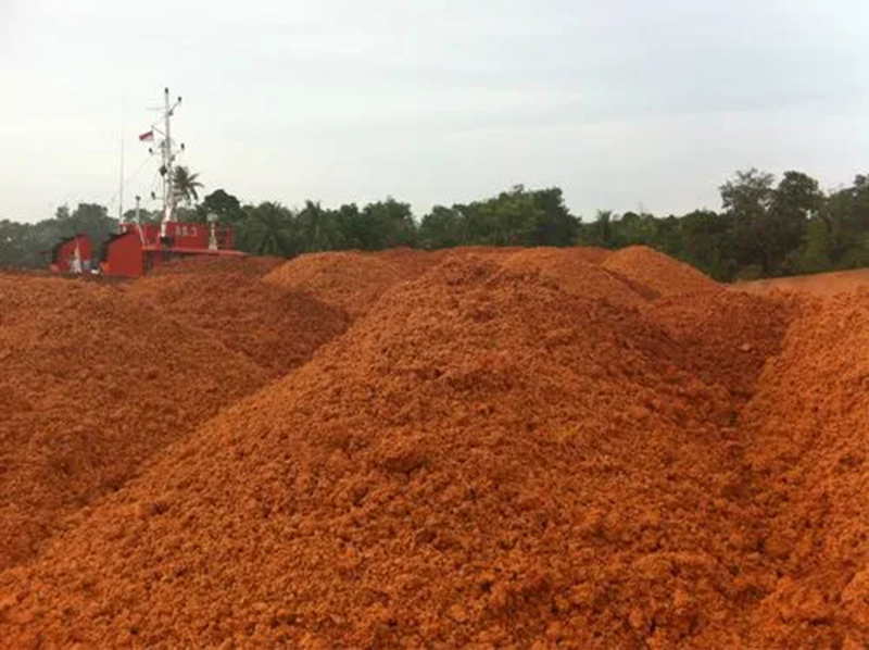 鋁土3.jpg 鋁(lǚ)土3.jpg