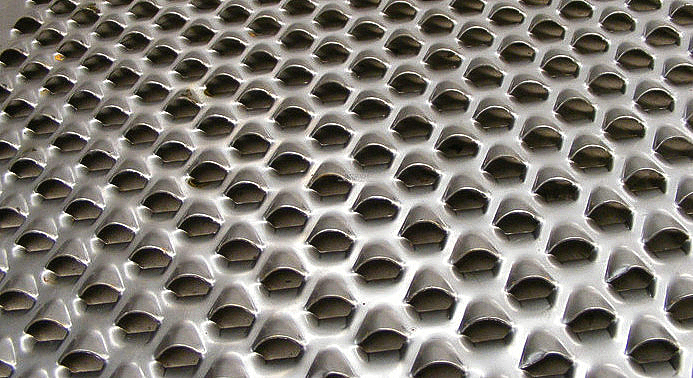 魚(yú)鱗孔1.jpg 魚鱗孔1.jpg