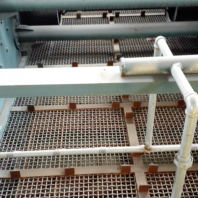 錳鋼(gāng)篩網(wǎng) 安裝圖01.jpg 錳鋼篩網 安裝(zhuāng)圖01.jpg