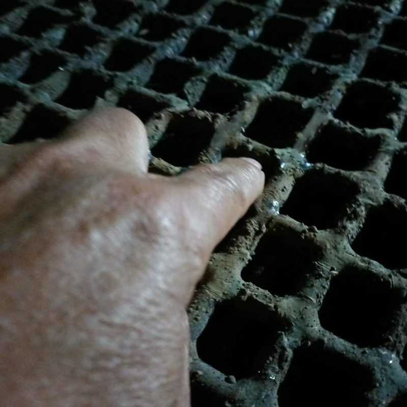 焊接篩網(wǎng)(焊點檢查.jpg 焊接篩網(焊點檢查.jpg