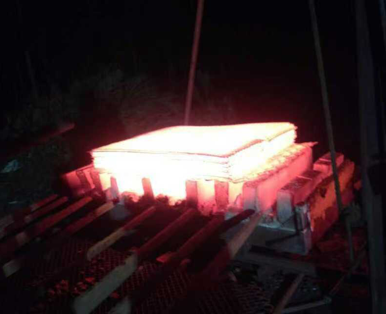 焊接淬火1.jpg 焊接(jiē)淬火1.jpg