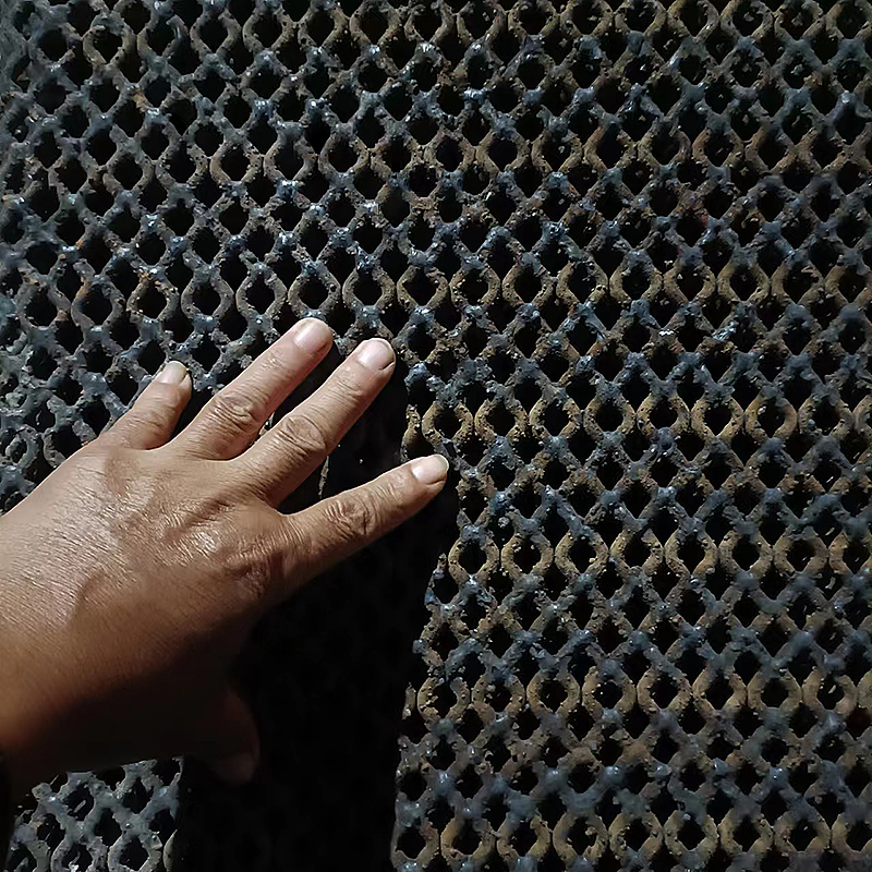 焊接篩網 小孔 跳焊.jpg 焊接篩網 小(xiǎo)孔 跳焊.jpg