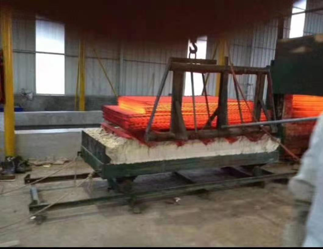 “錳（měng）鋼焊接熱處理篩網，使用壽命保證幾個月。”是毫無意義（yì）的！